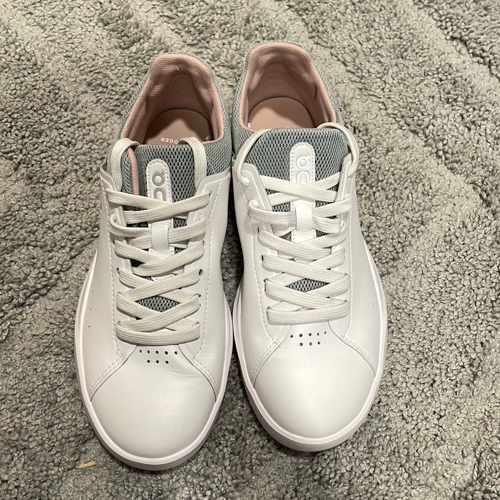 OnCloud Sneakers